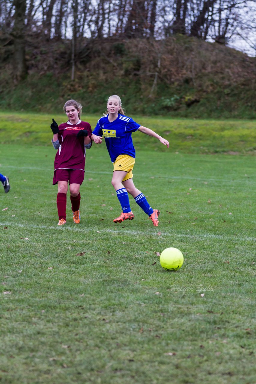 Bild 118 - B-Juniorinnen TSV Gnutz o.W. - SV Henstedt Ulzburg II : Ergebnis: ca. 5:0